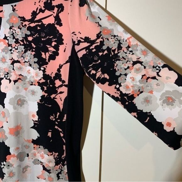 Alfani Blouse Abstract Floral Pattern 3/4 Sleeve - Picture 4 of 7